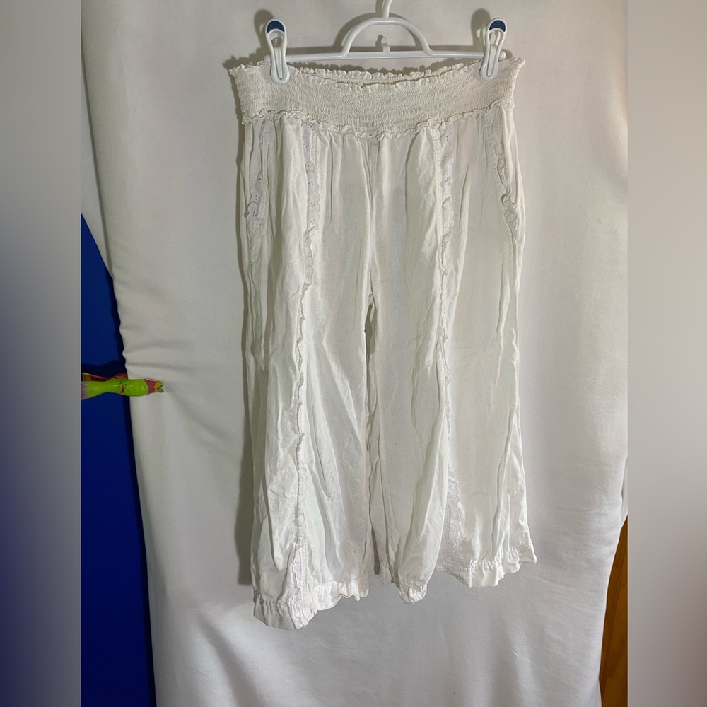 Women’s White Wide-Leg Pants, Size Medium